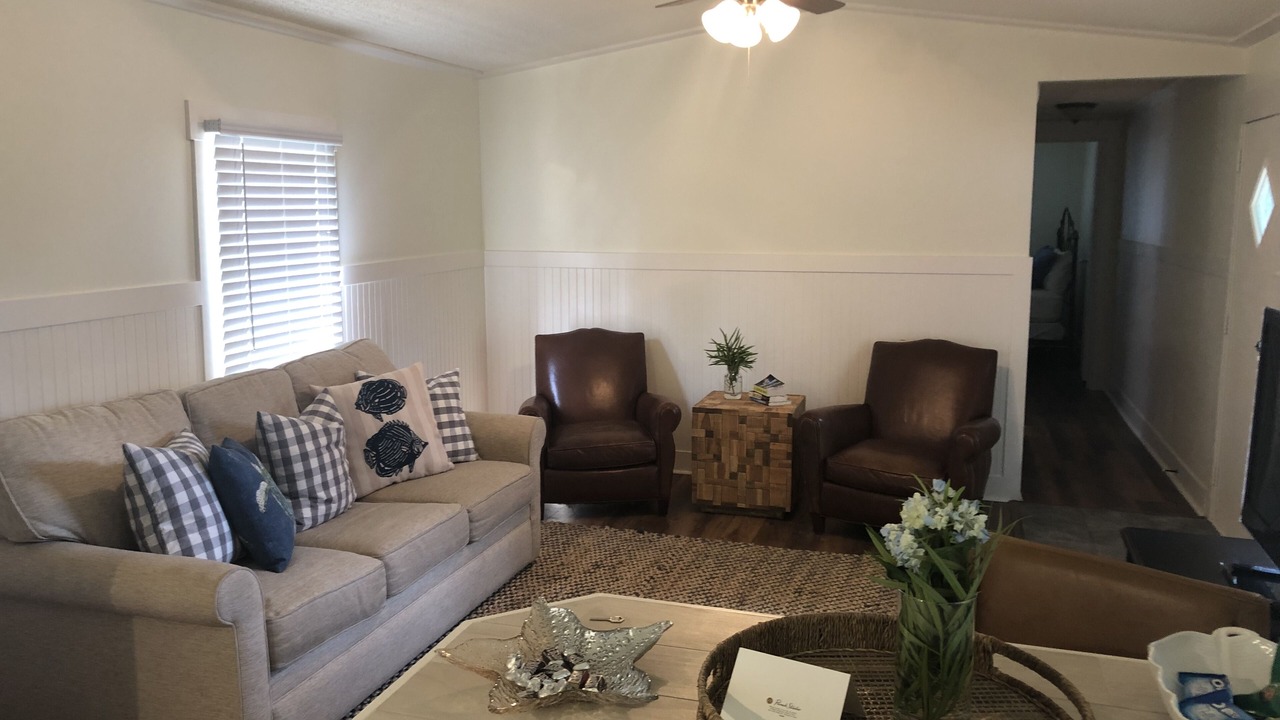 Photo of Livingroom in Burton