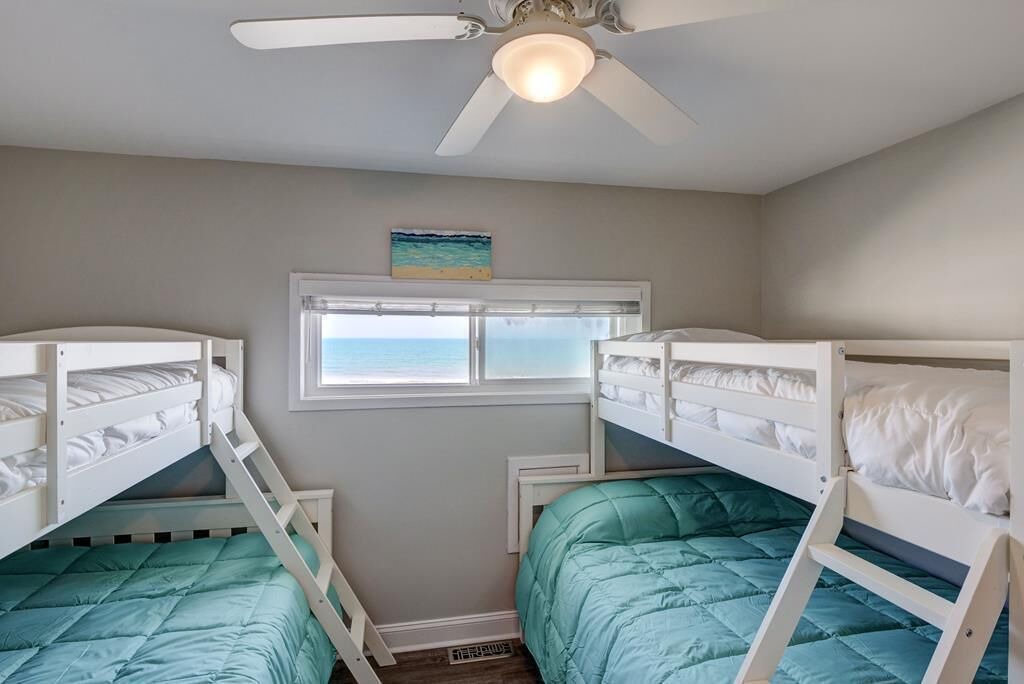 Photo of Bedroom in Ocean Ridge