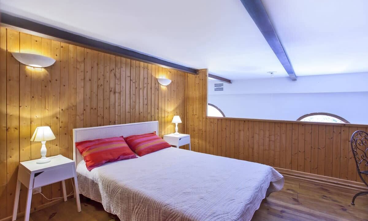 Photo of Bedroom in Santo-Pietro-di-Tenda