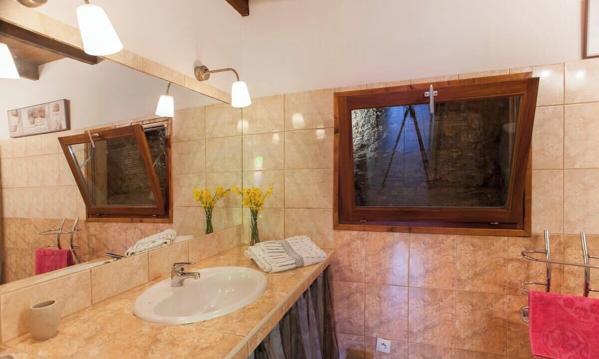 Photo of Bathroom in Santo-Pietro-di-Tenda