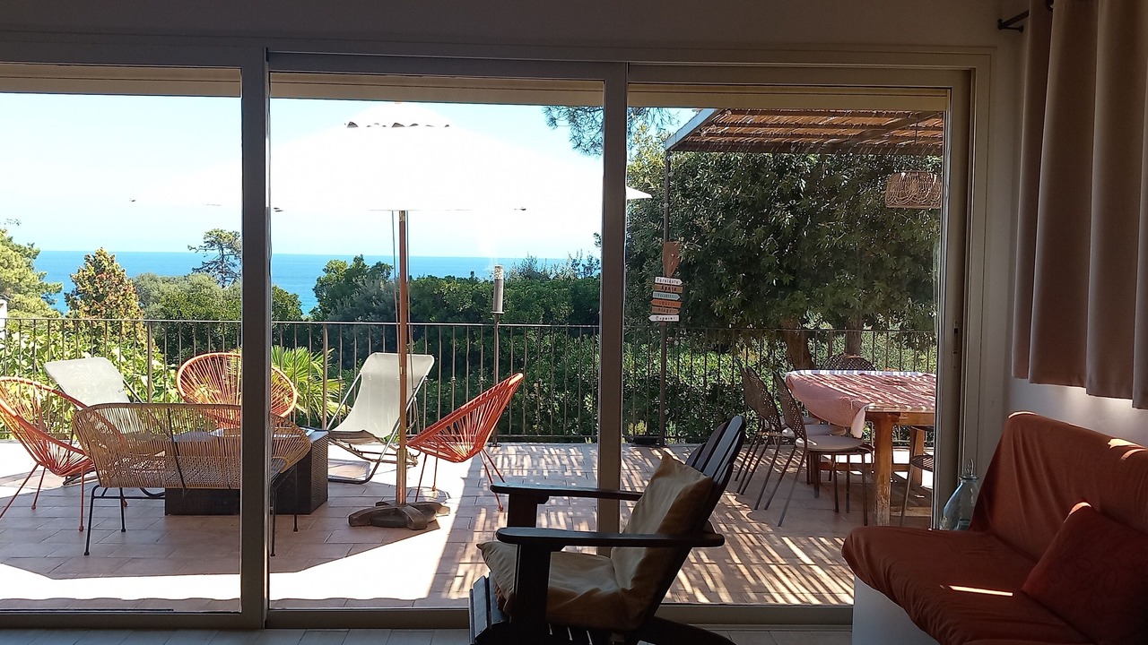Photo of Livingroom in Pinarellu