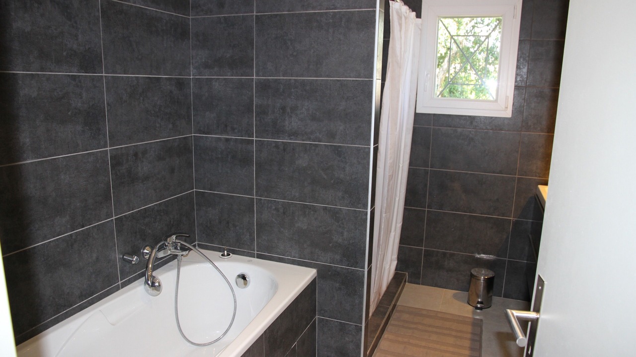 Photo of Bathroom in Sainte-Lucie-de-Porto-Vecchio