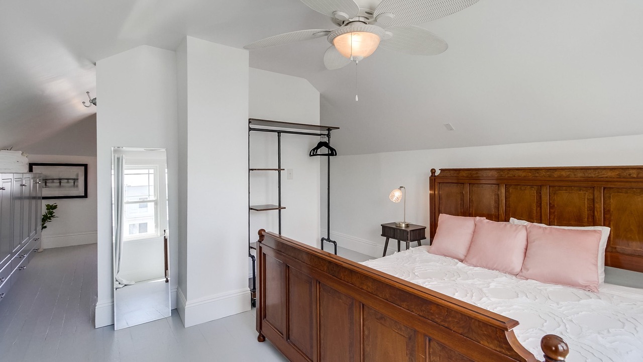 Photo of Bedroom in Golden Hill