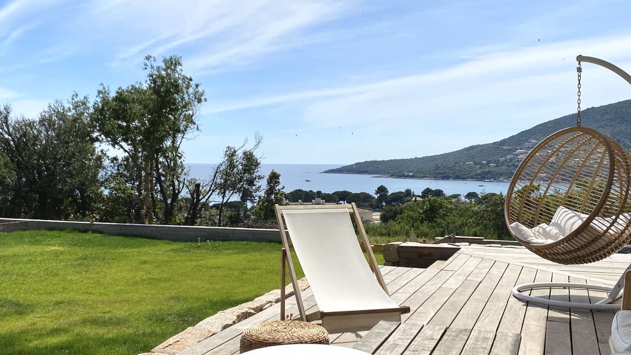 Photo of Patio Balcony in Coggia