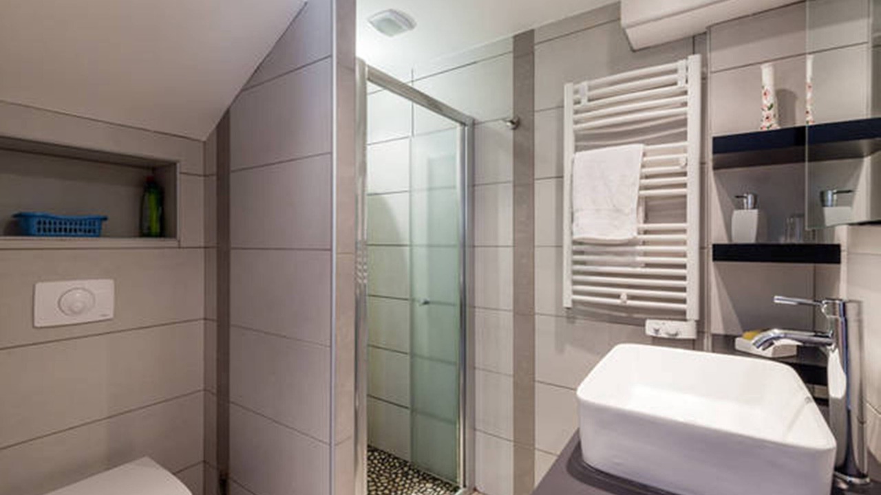 Photo of Bathroom in Sainte-Lucie-de-Tallano
