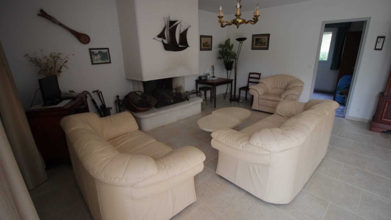 Photo of Livingroom in Sainte-Lucie-de-Tallano