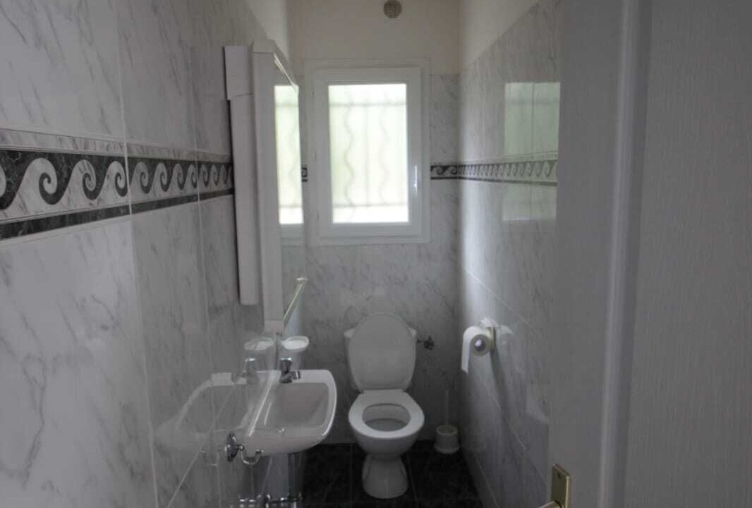 Photo of Bathroom in Sainte-Lucie-de-Tallano