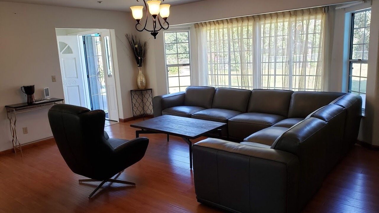Photo of Livingroom in Coarsegold