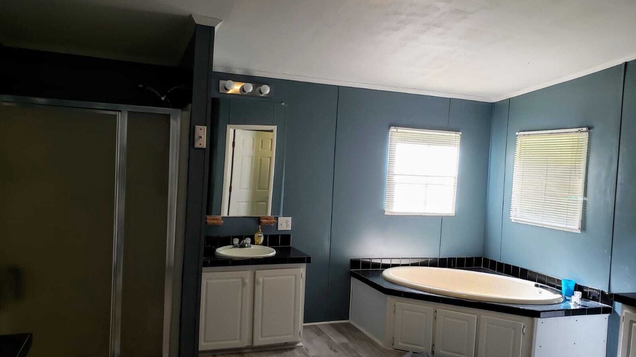 Photo of Bathroom in Wattsville