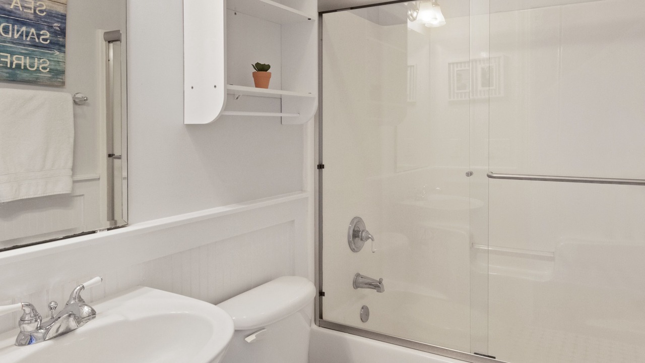 Photo of Bathroom in Surf City
