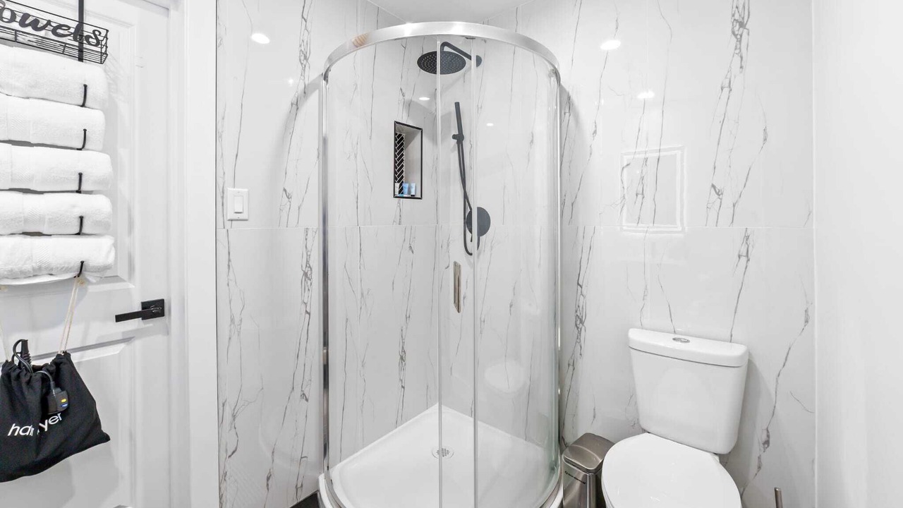 Photo of Bathroom in Lusby