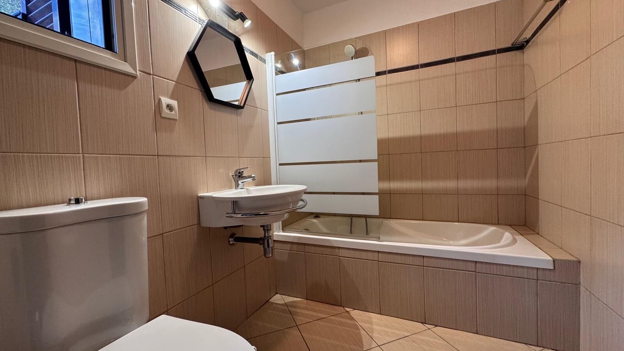 Photo of Bathroom in Palasca