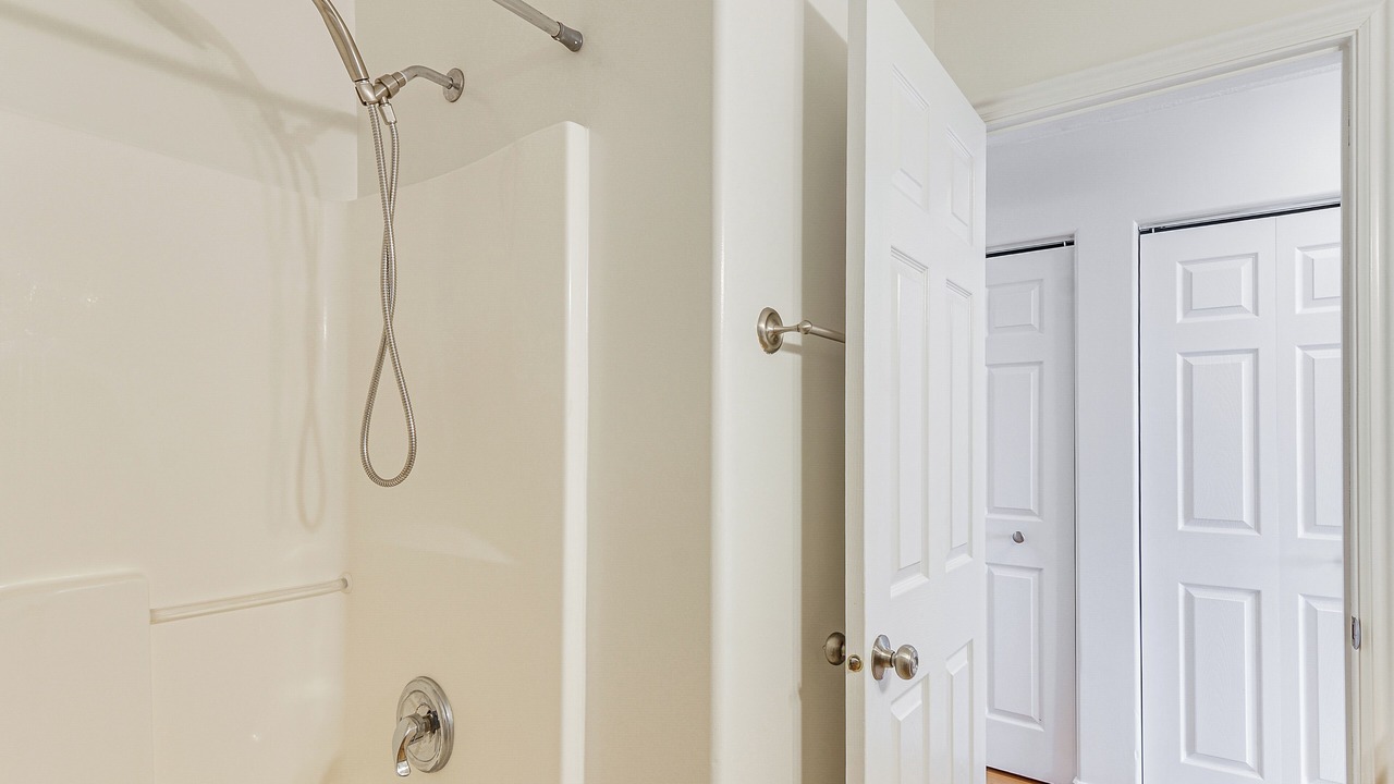 Photo of Bathroom in Tropic