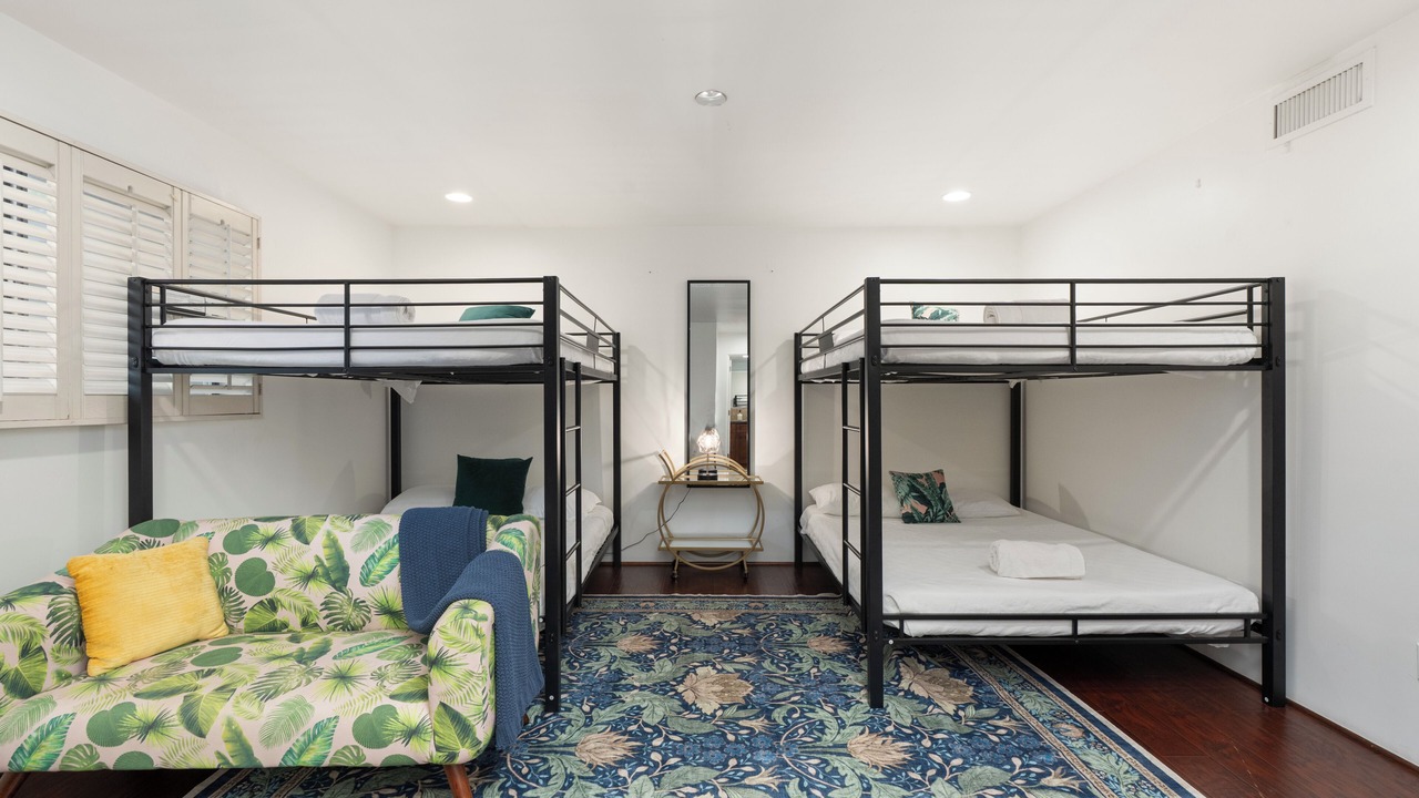 Photo of Bedroom in Melrose Village