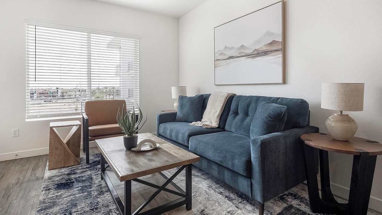 Photo of Livingroom in East Mesa