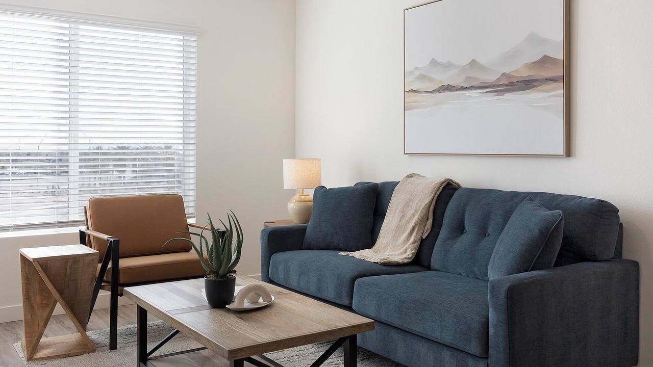 Photo of Livingroom in East Mesa