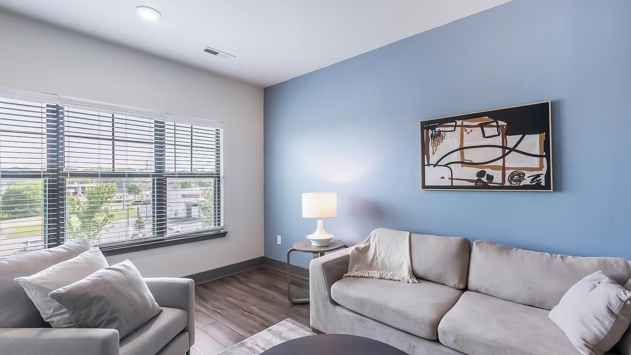 Photo of Livingroom in Hurstbourne