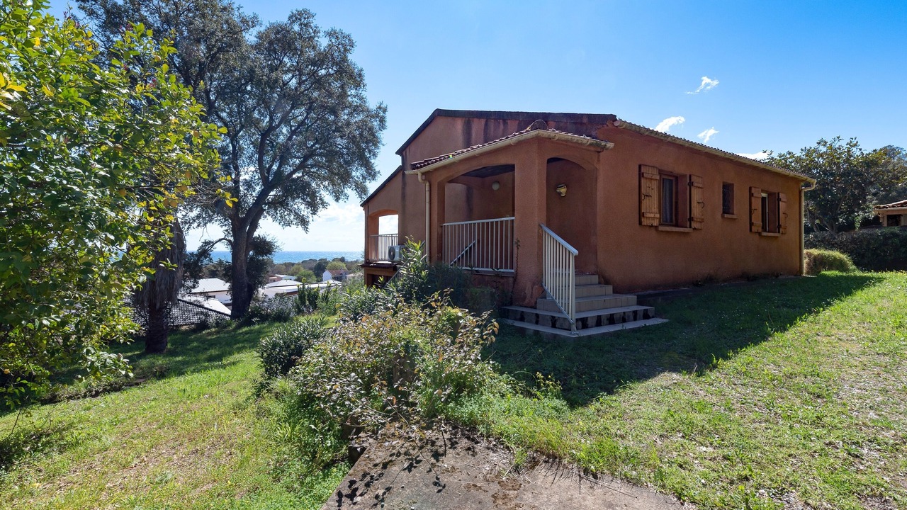 Photo of Outdoor in Santa-Lucia-di-Moriani