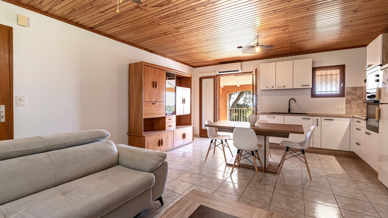 Photo of Livingroom in Santa-Lucia-di-Moriani