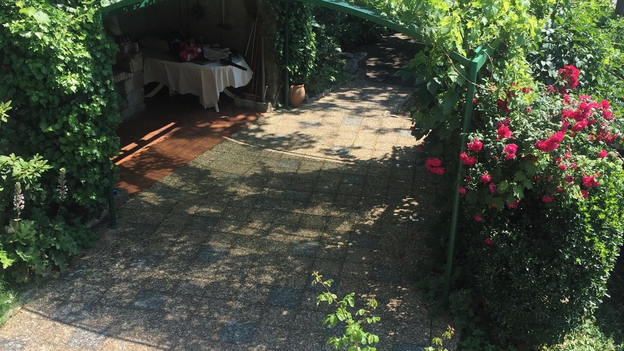 Photo of Outdoor in Peri