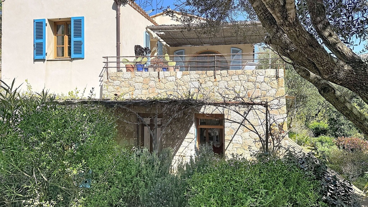 Photo of Outdoor in Pigna