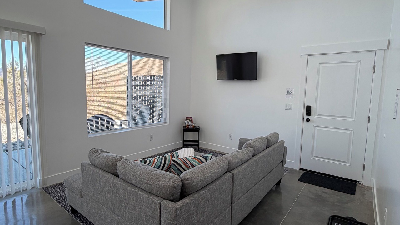 Photo of Livingroom in Sevier County