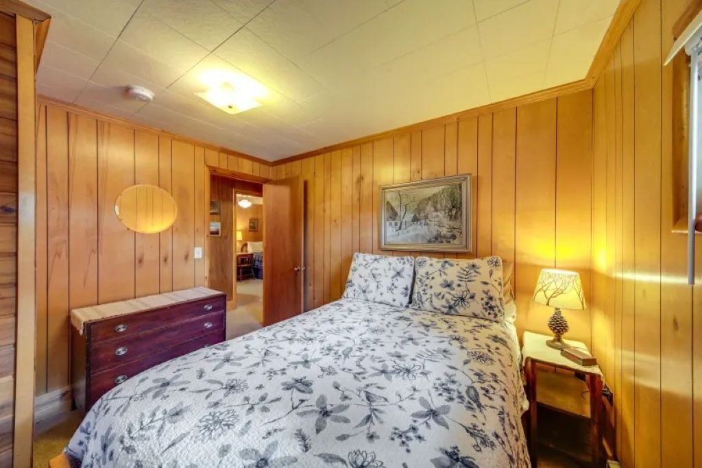 Photo of Bedroom in Newport