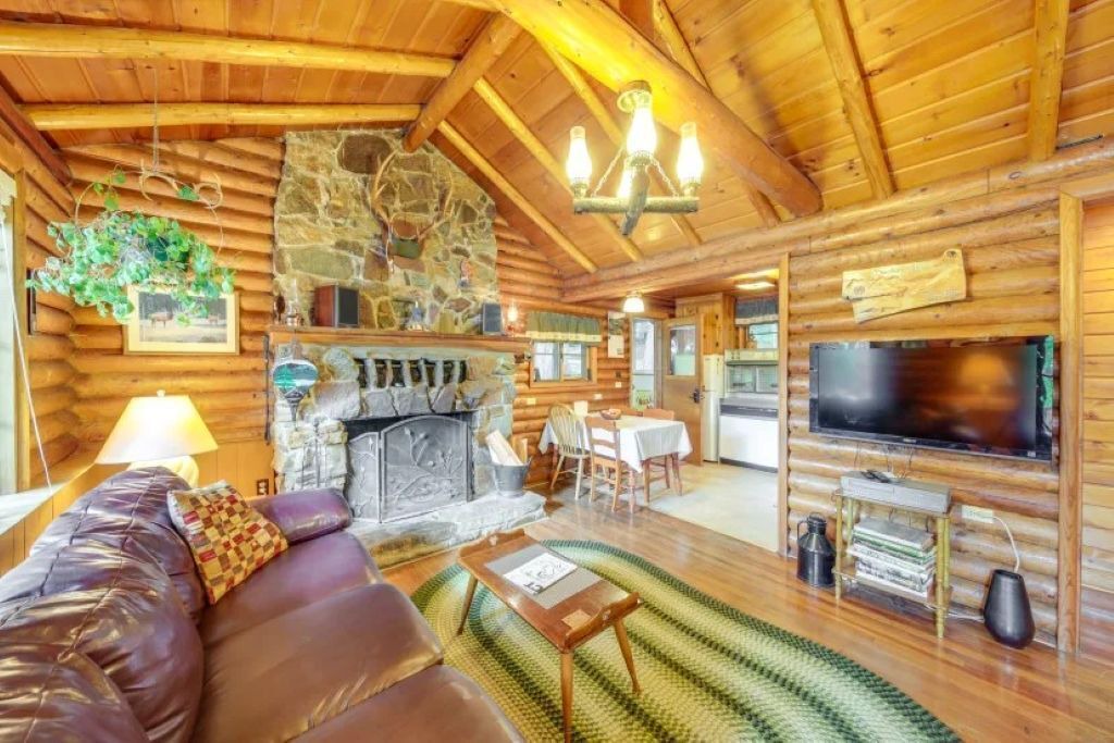 Photo of Livingroom in Newport