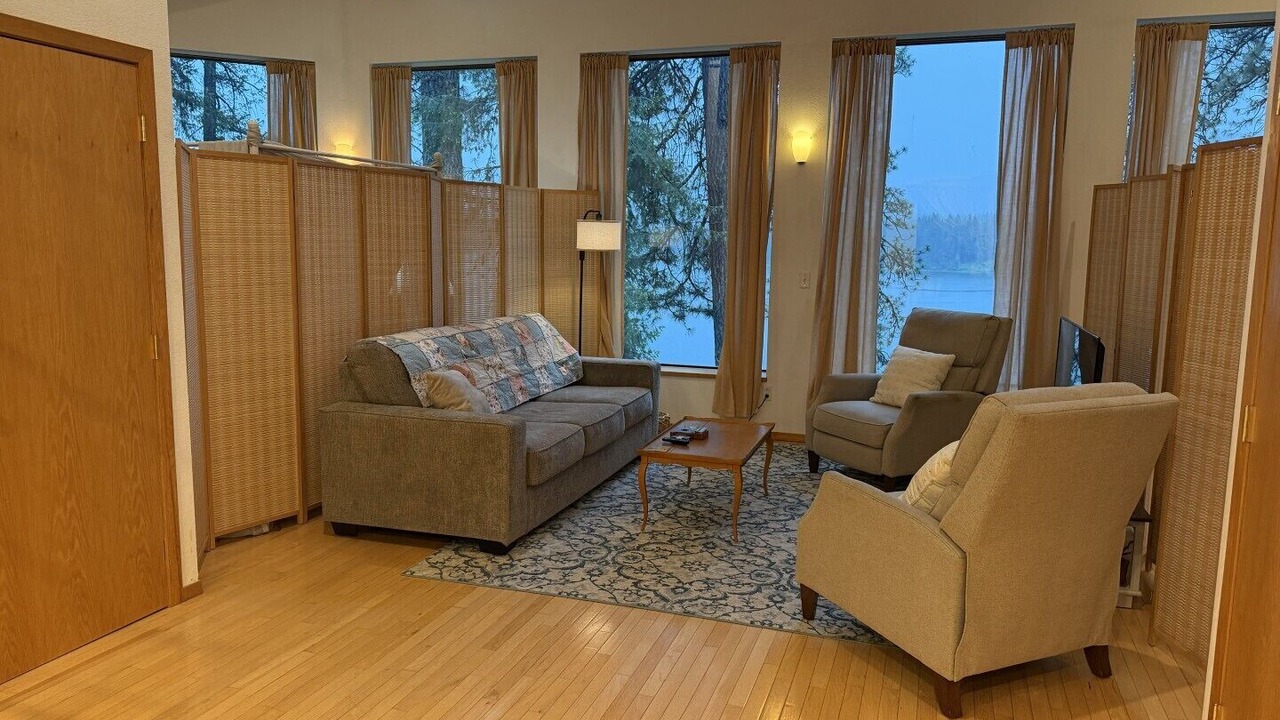 Photo of Livingroom in Heron