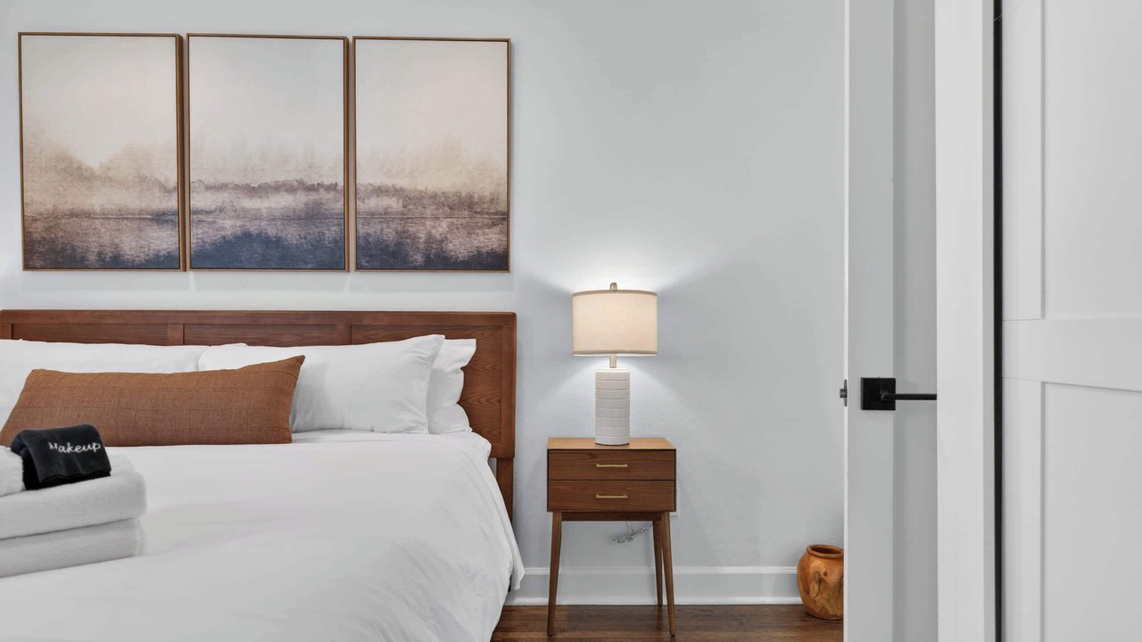 Photo of Bedroom in North End