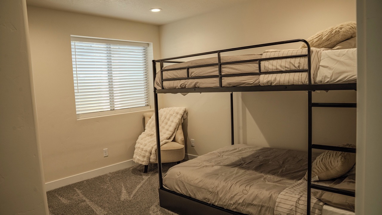 Photo of Bedroom in Teasdale