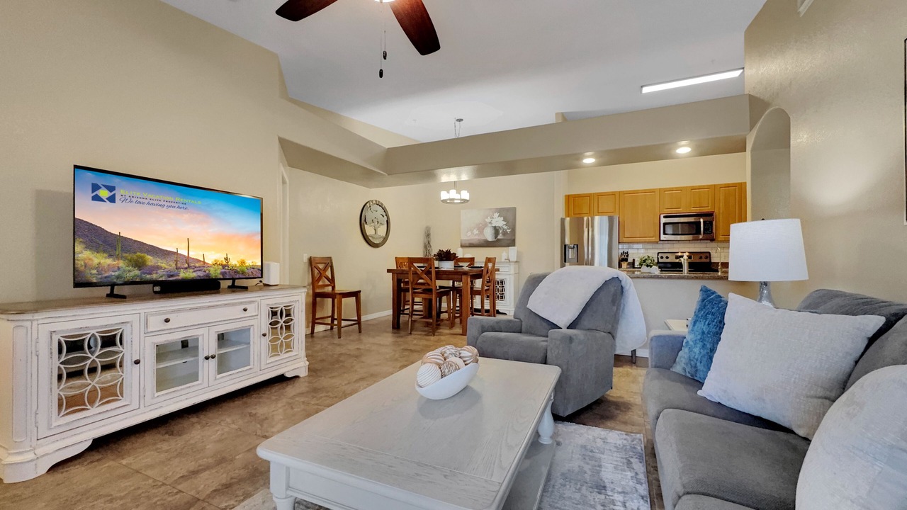 Photo of Livingroom in Parkwood Ranch