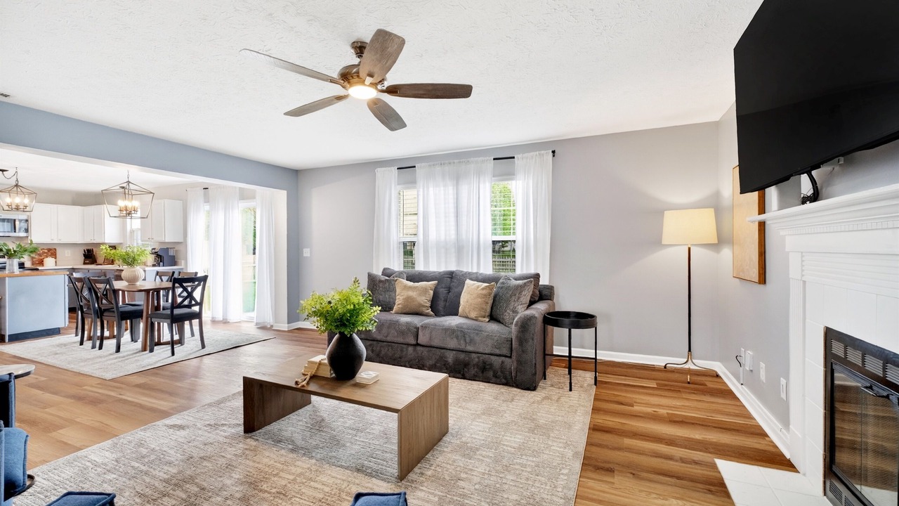 Photo of Livingroom in Greenwood