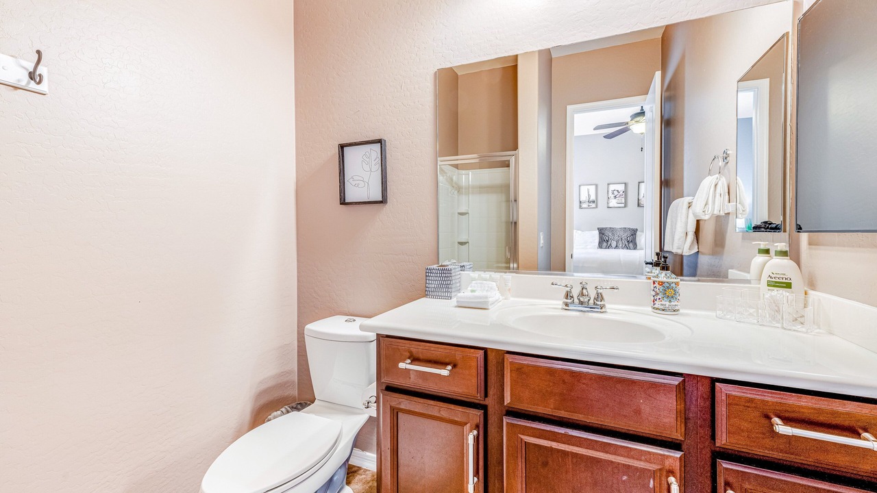 Photo of Bathroom in Mineral Canyon