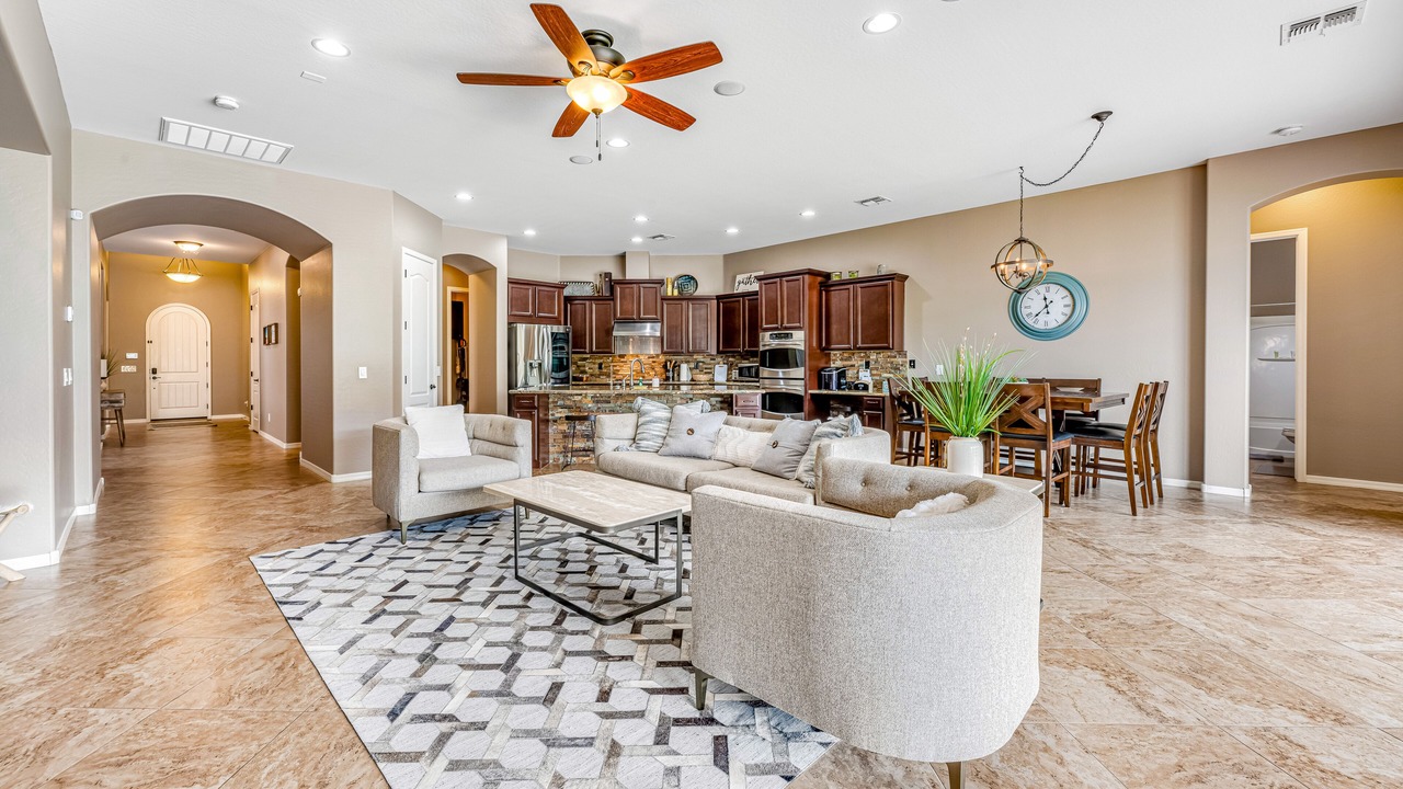 Photo of Livingroom in Mineral Canyon