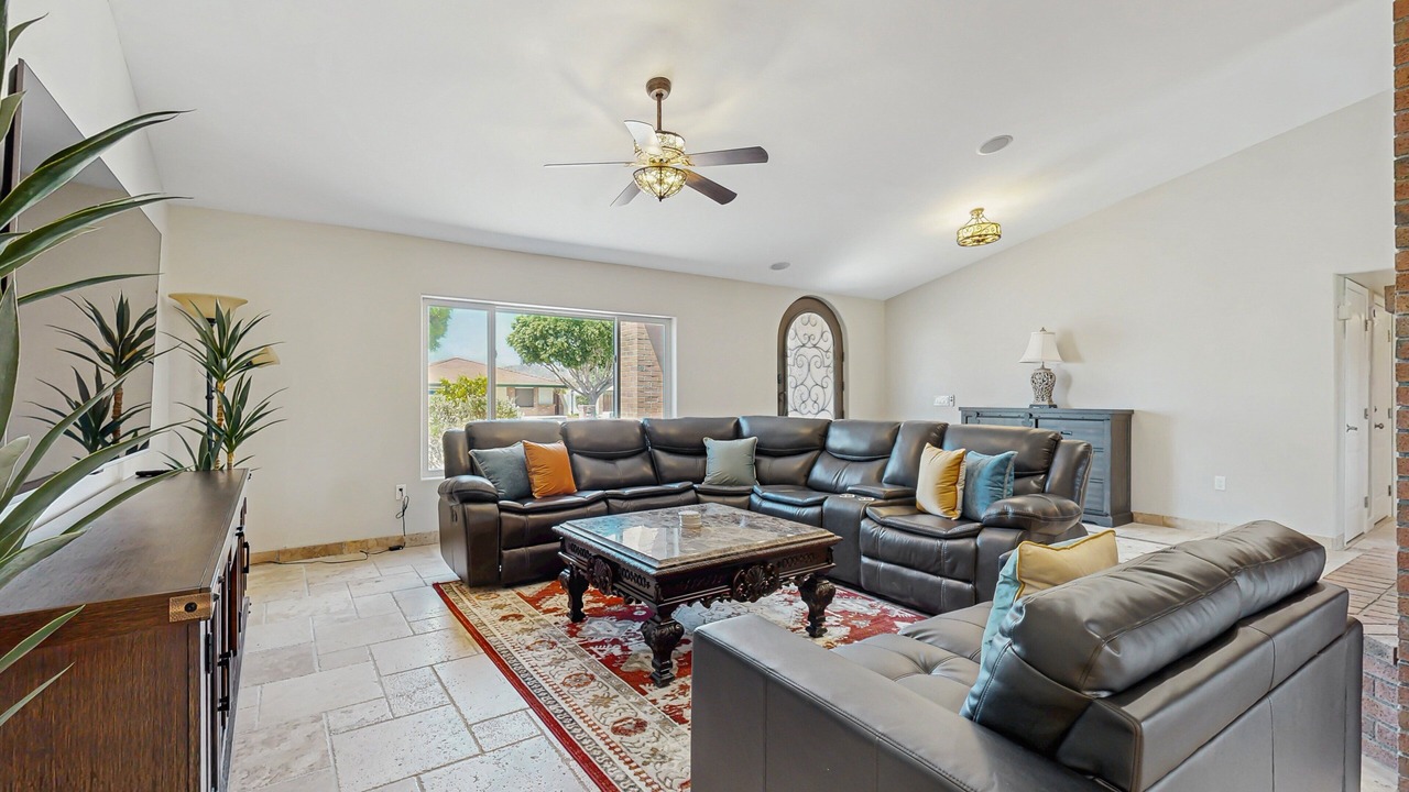 Photo of Livingroom in Starlight Estates