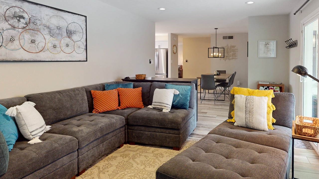 Photo of Livingroom in Dobson Ranch