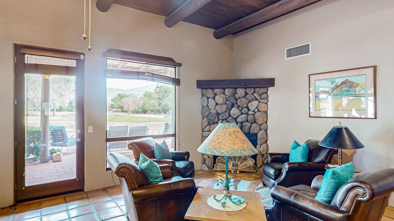 Photo of Livingroom in Forty Niners Country Club Estates