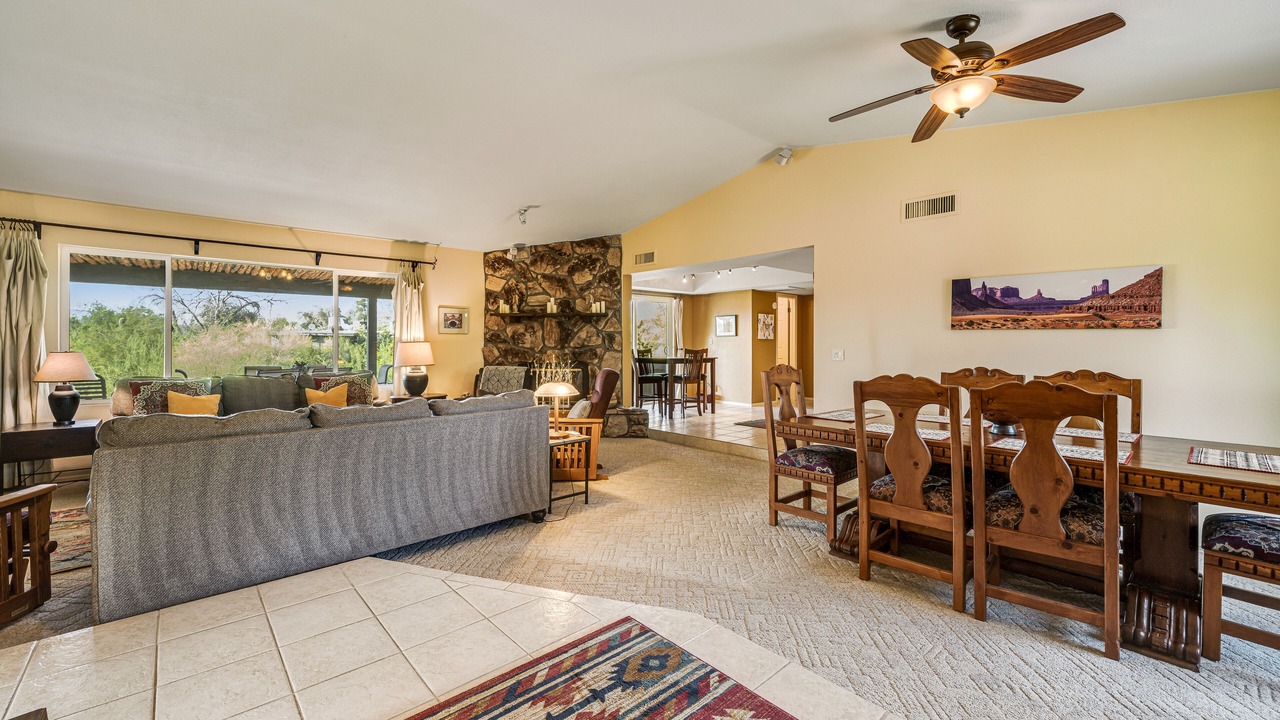 Photo of Livingroom in Cave Creek