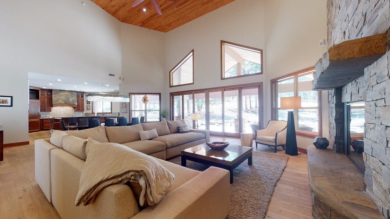 Photo of Livingroom in Flagstaff