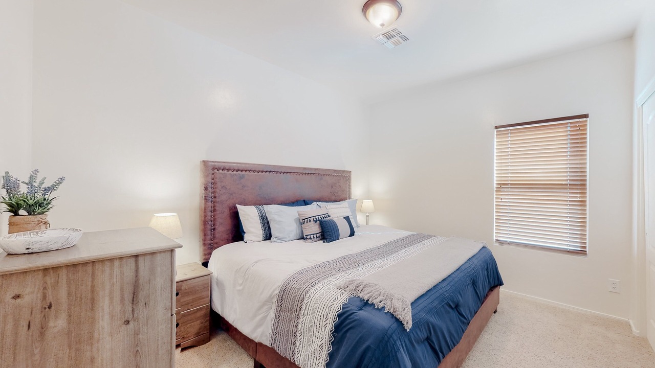 Photo of Bedroom in Black Horse