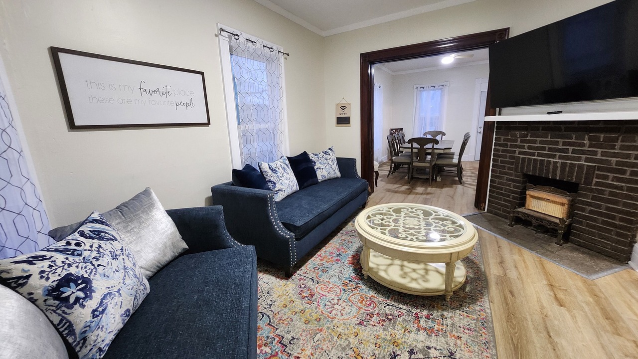 Photo of Livingroom in Dayton
