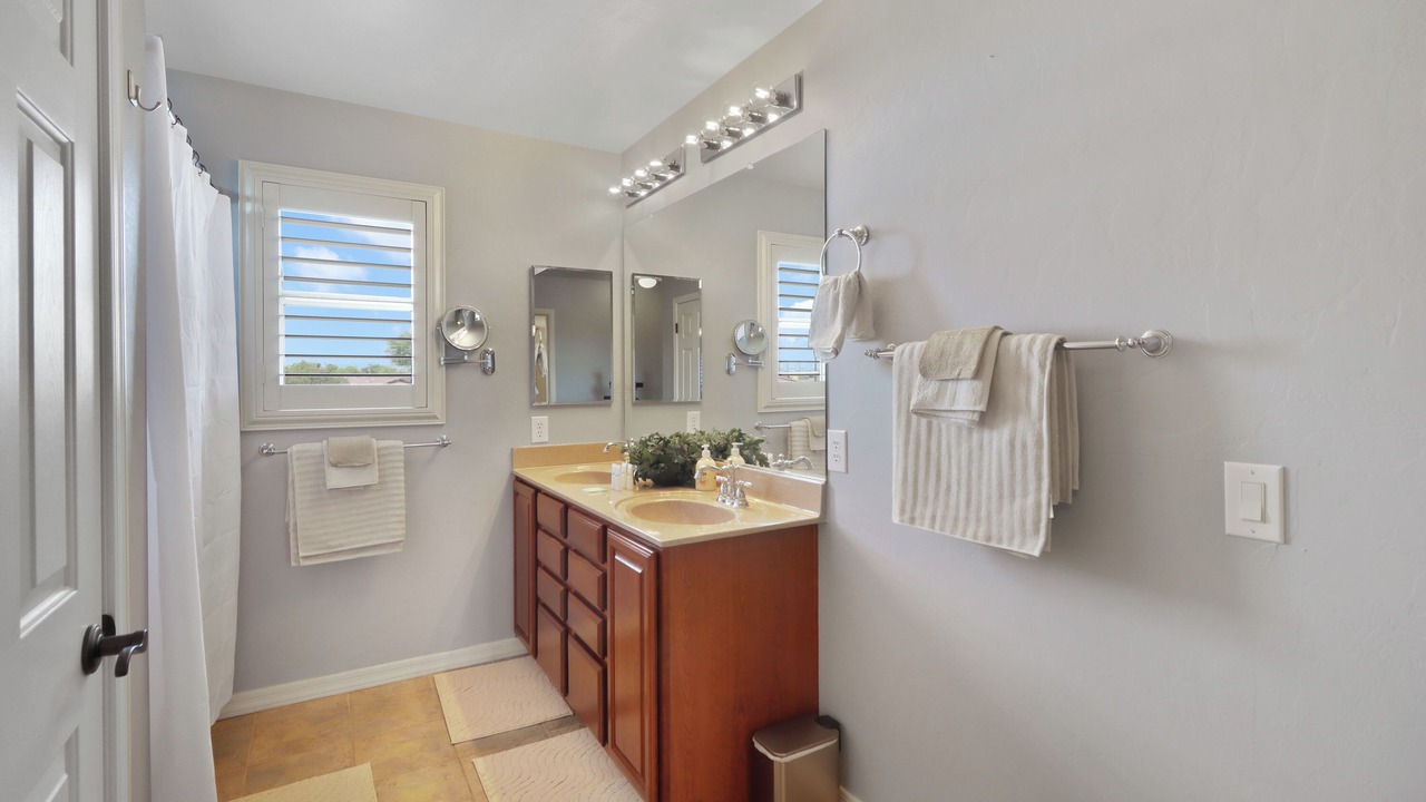 Photo of Bathroom in Black Horse