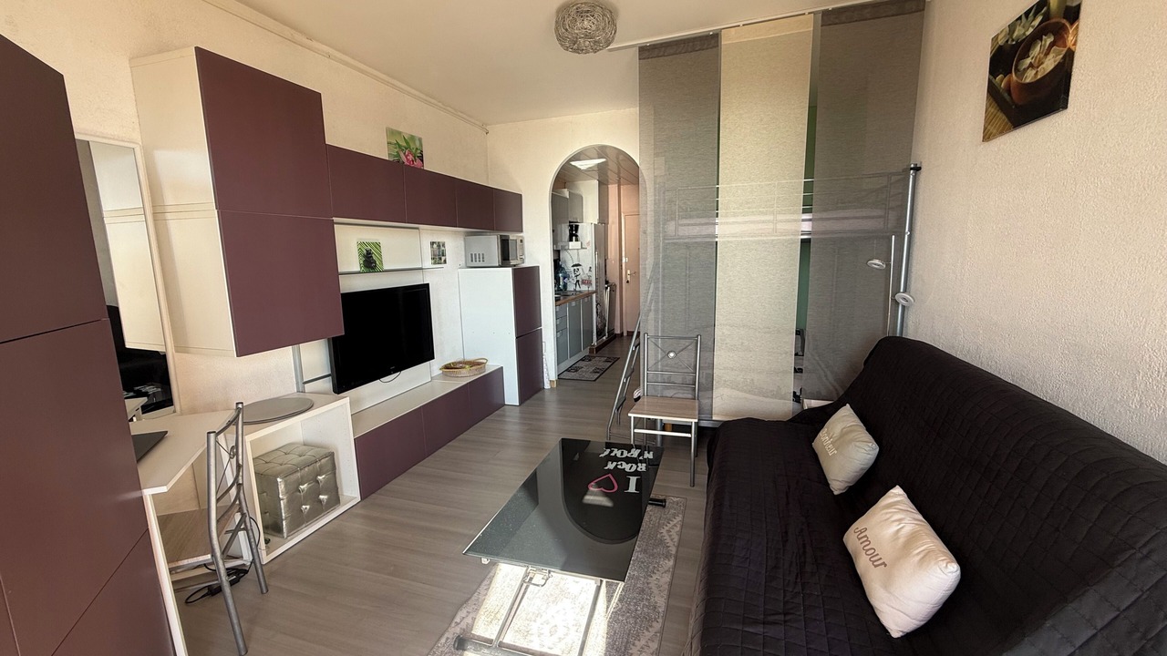 Photo of Livingroom in Santa-Lucia-di-Moriani