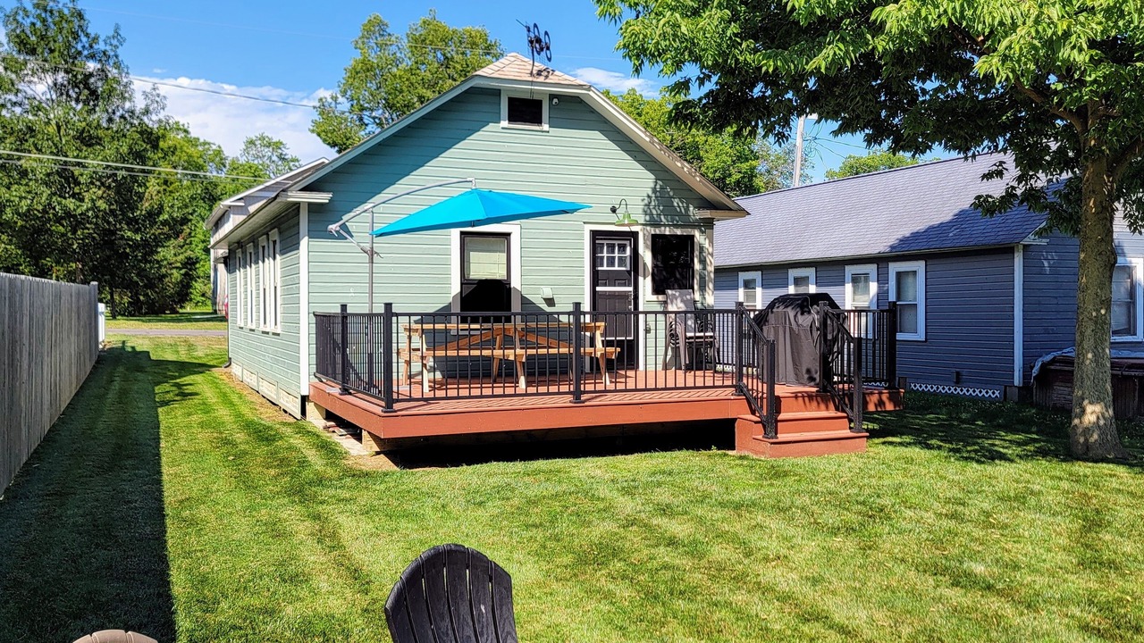 Photo of Patio Balcony in Put-in-Bay