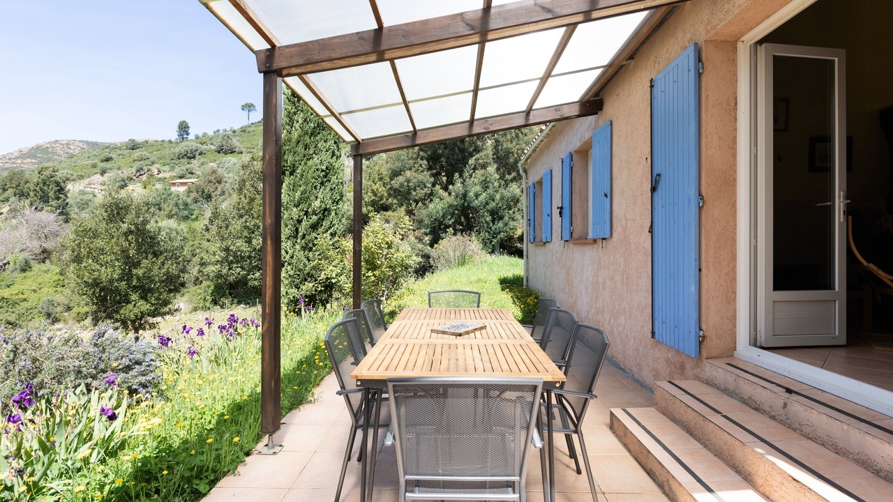 Photo of Outdoor in Manso
