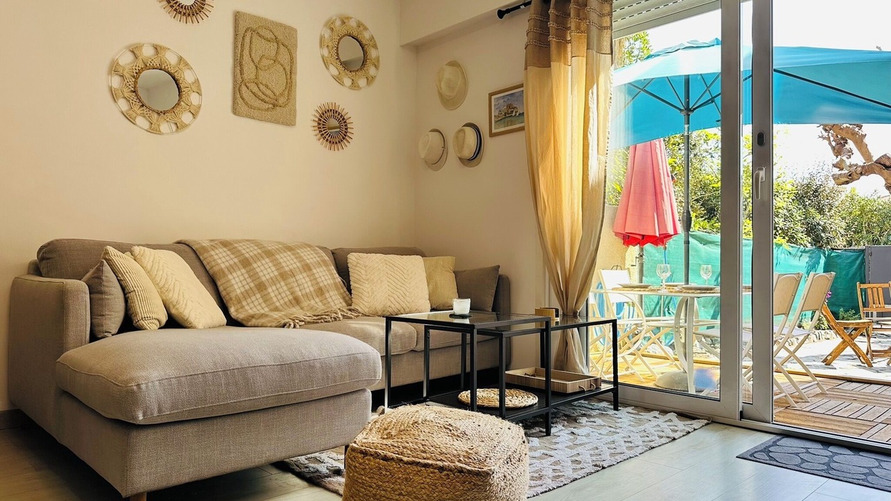 Photo of Livingroom in Pineto