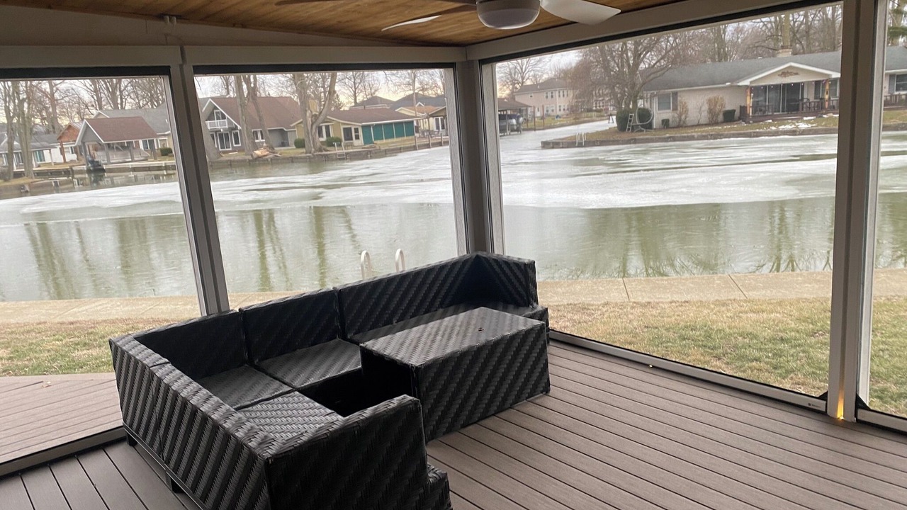 Photo of Outdoor in Lakeview