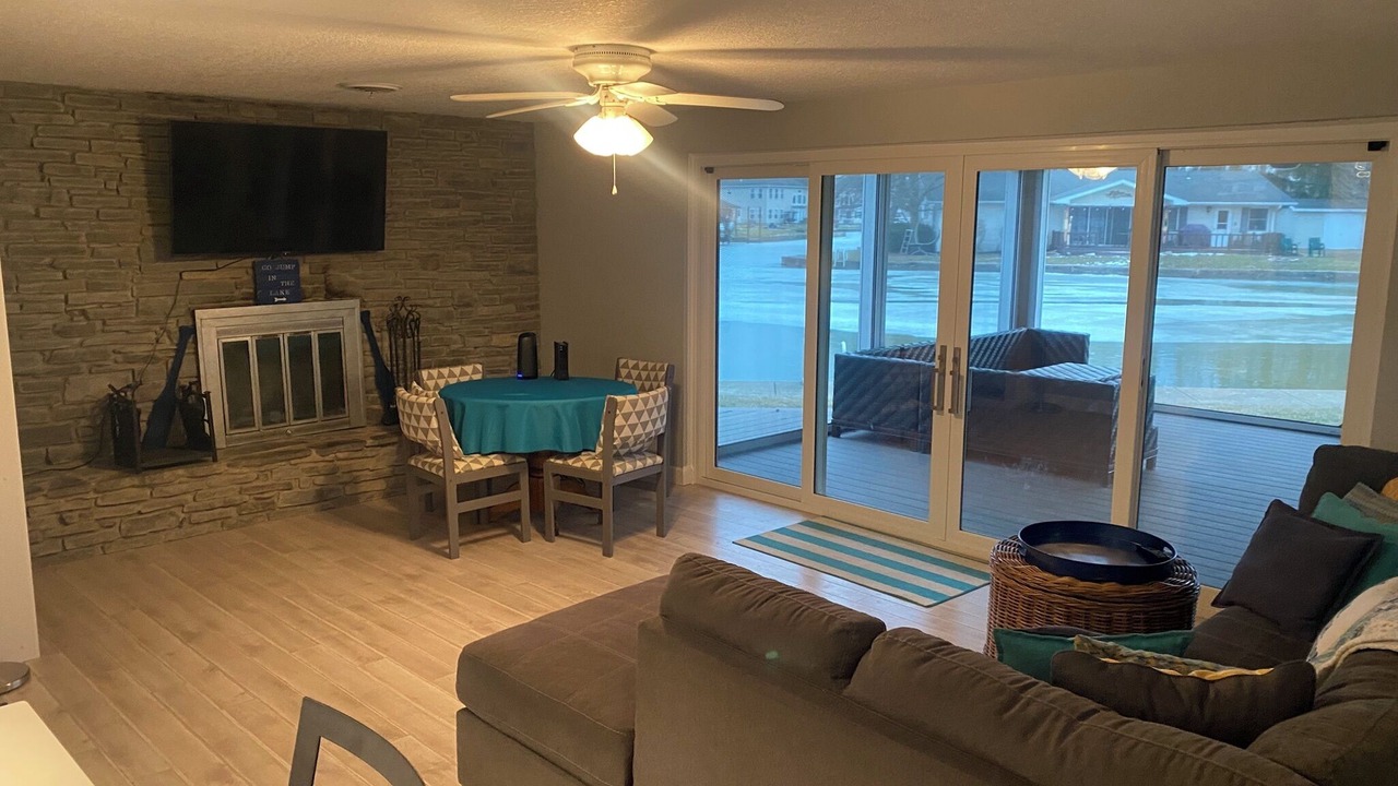 Photo of Outdoor in Lakeview