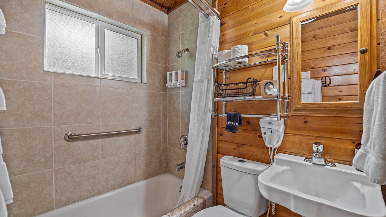 Photo of Bathroom in Greer